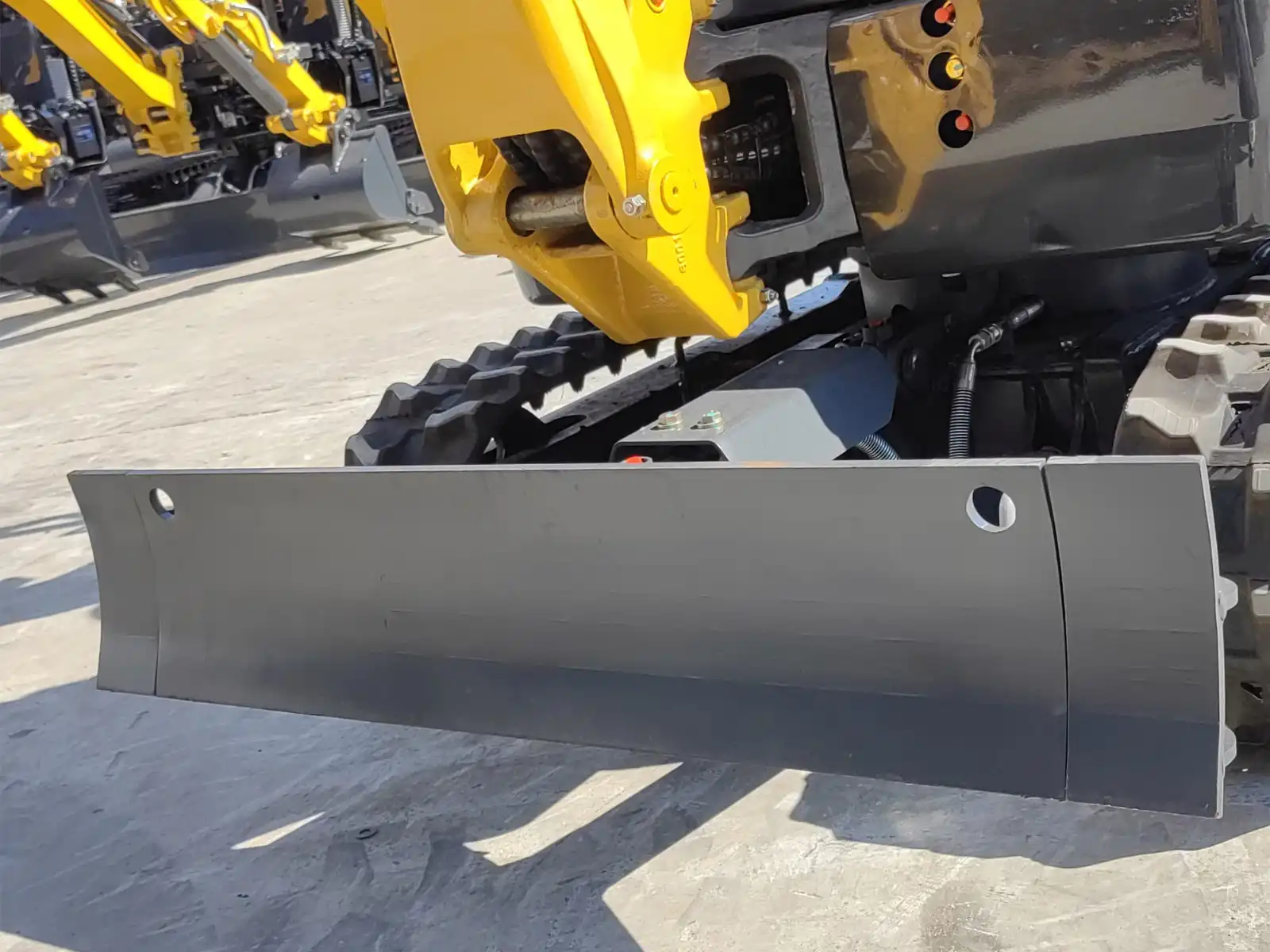 Chi tiết máy xúc KN12-9