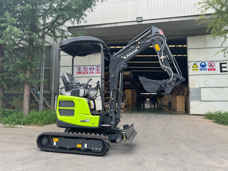 Mini Excavadora de 0.8T con Orugas Retráctiles