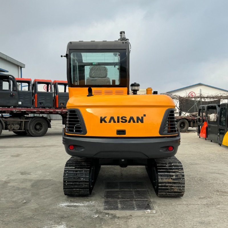 6-Tonnen-Raupenbagger für die Landschaftsgestaltung mit 0,21 m³ Schaufel 6-Tonnen-Raupenbagger für die Landschaftsgestaltung mit 0,21 m³ Schaufel