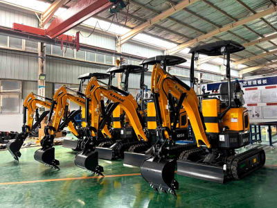 Yeni Mini Paletli Ekskavatör