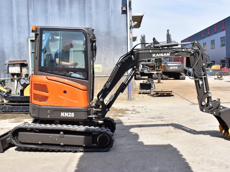 Escavatore Compatto 2,8t