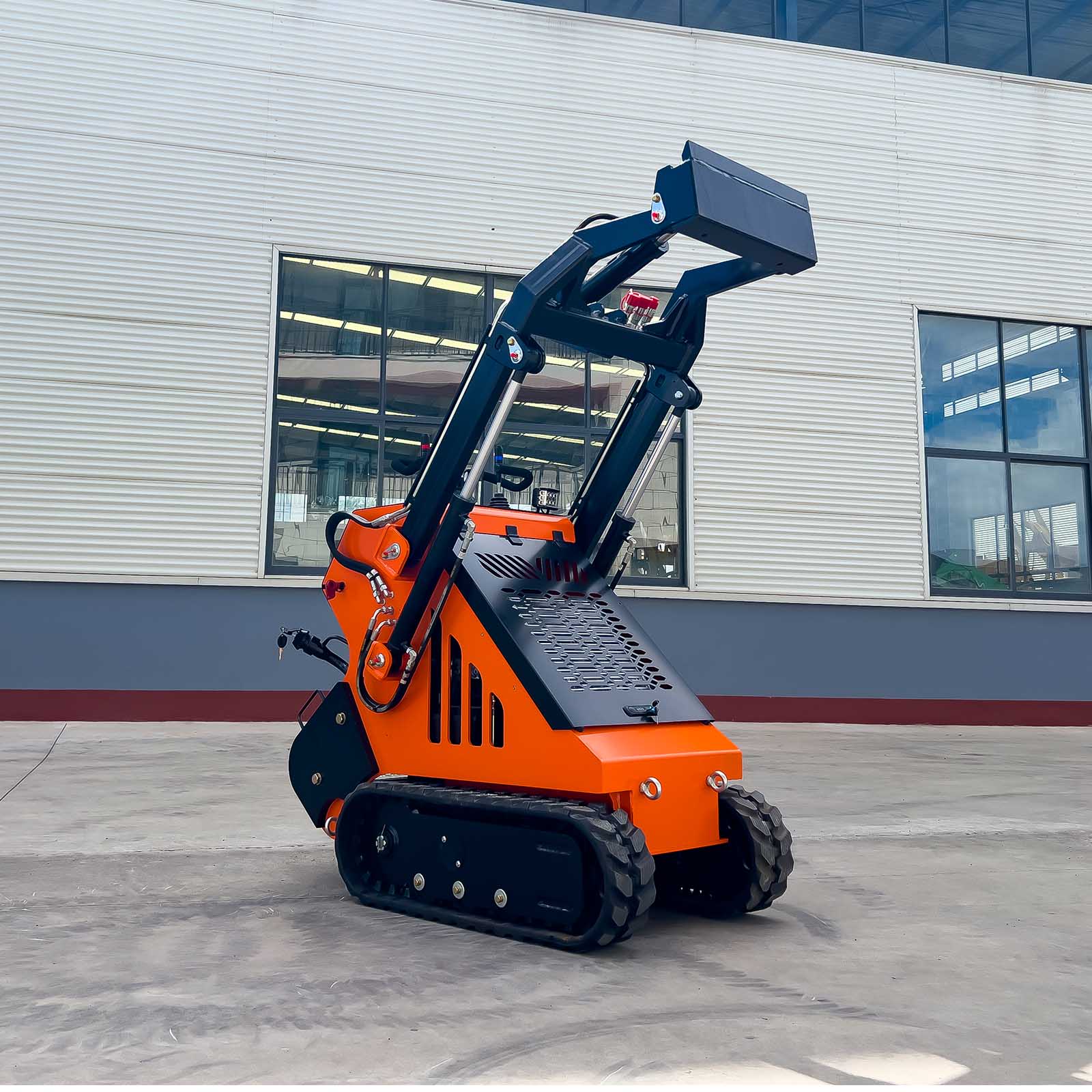 Compact Skid Steer Loader With High Performance Hydraulics