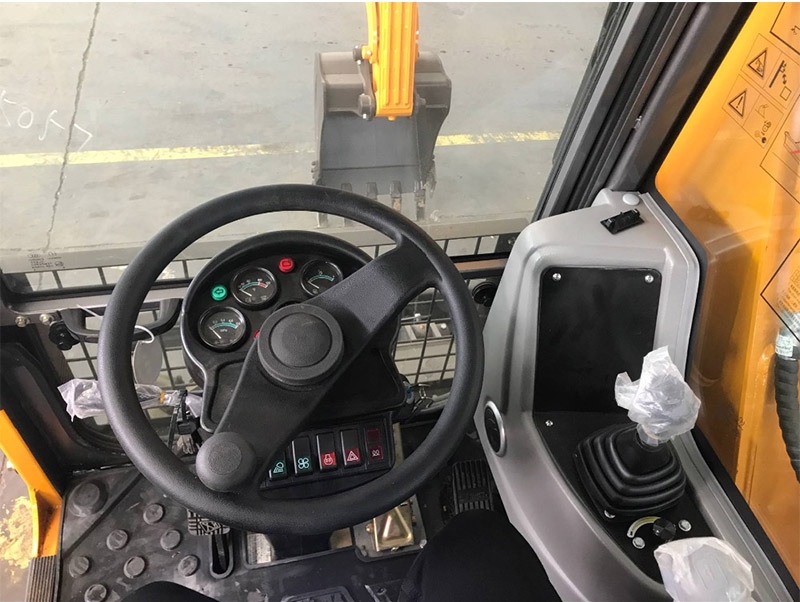 Mobilbagger 8 Tonnen Diesel Mobilbagger 8 Tonnen Diesel